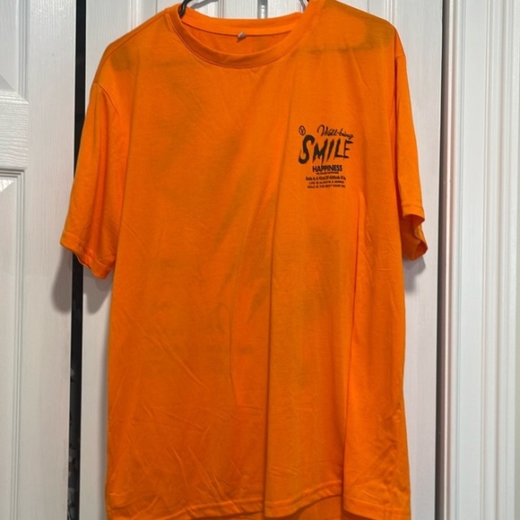 SHEIN Other - Orange T-shirt with positive vibe quote on front and back